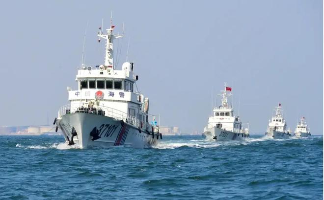 四支海警舰艇编队环台岛巡航管控，彰显国家主权与海洋力量威严