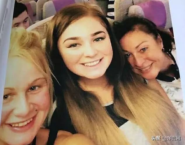 英国女子逆境成长记，与双亲遗体同住四年，悲剧中的励志人生