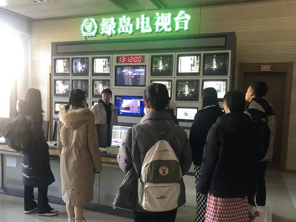 绿岛影院最新探索，电影的新天地之旅