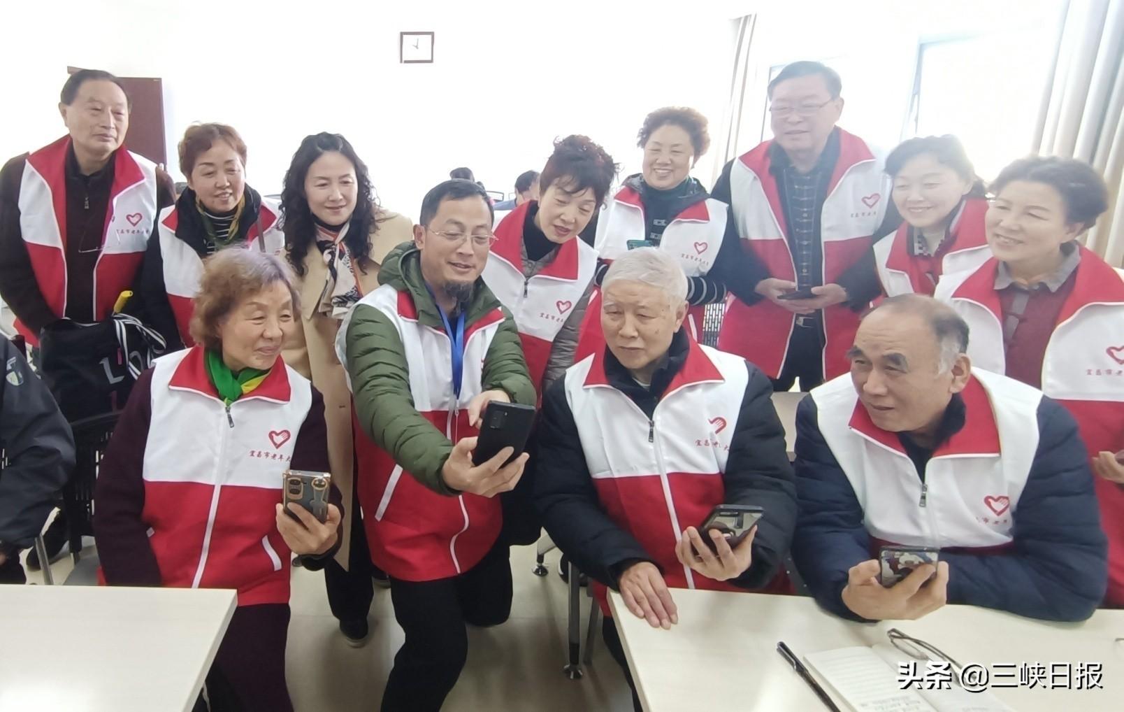 抖音最新版下载安装，变化之旅与自信成就感的源泉