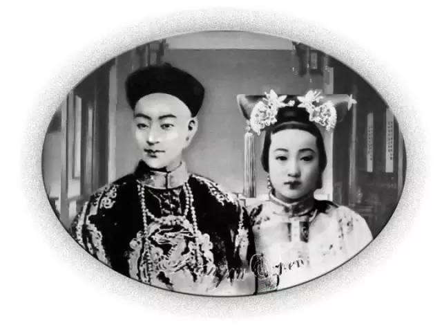 最新发型女，自然之旅中的心灵邂逅与新生探索
