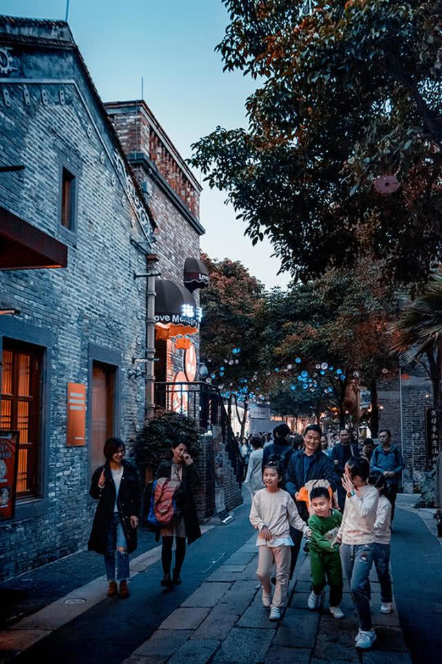 佛山最新楼盘，趣事纷呈，家的温馨归宿
