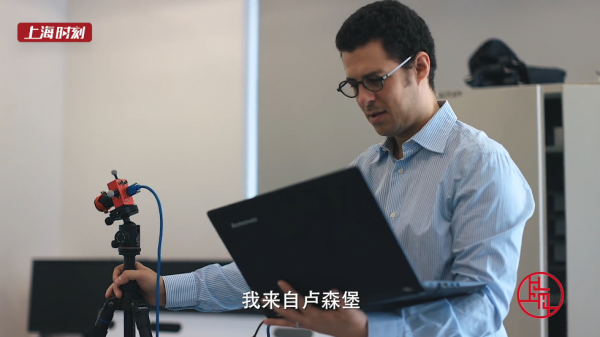 世界最新疫情更新与小明的抗疫日常与友情故事