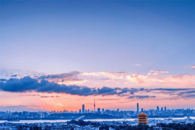 最新疫情人数下的自然之旅，寻找内心平和与宁静的宁静之地