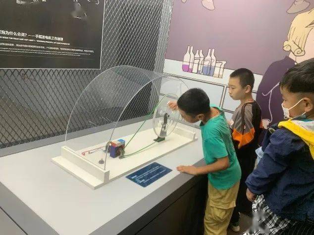 最新疫情实时更新，杭州科技守护的力量展现