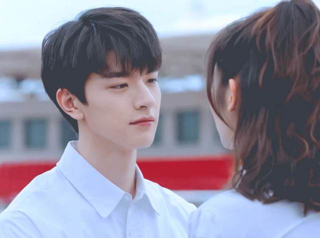 李宏毅主演电视剧，探寻自然美景之旅，心灵平和与喜悦的追寻