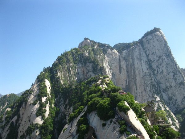 最新华山旅游指南，家庭欢乐之旅，情感纽带共创美好回忆