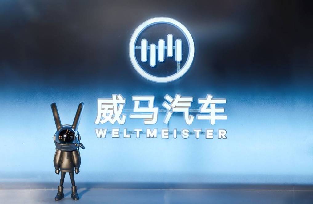 企叮咚引领科技革新，智能体验重塑潮流