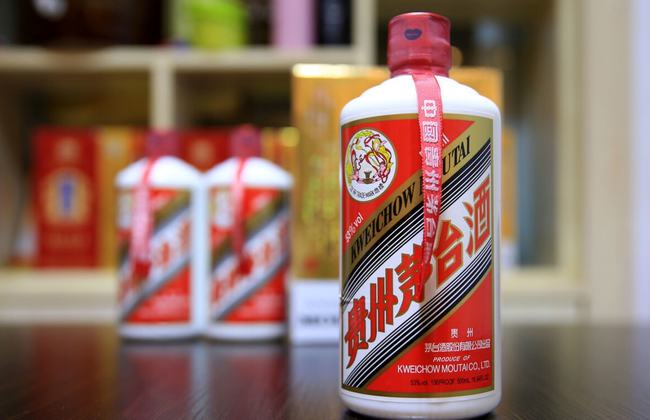 茅台酒最新动态，家的温馨与酒的故事