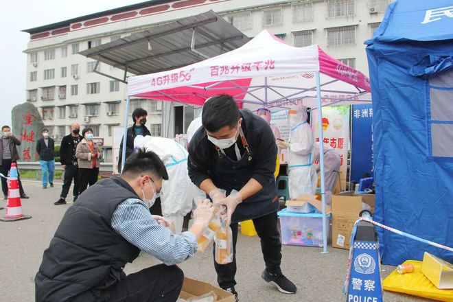 山东疫情最新动态，小巷深处的防疫故事与独特小店的抗疫历程